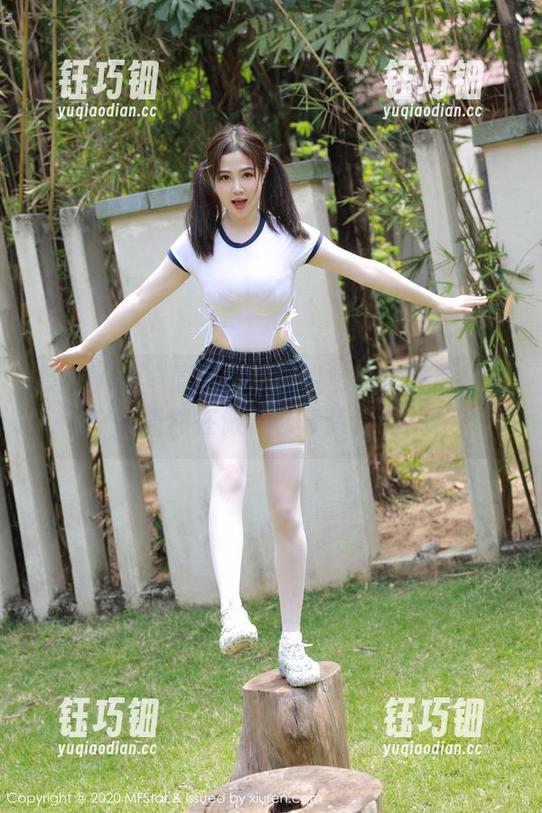 模范学院-悦爷妖精 模范学院 - 原图出炉!悦爷妖精变身厨娘,竟然在做什么奇葩料理?