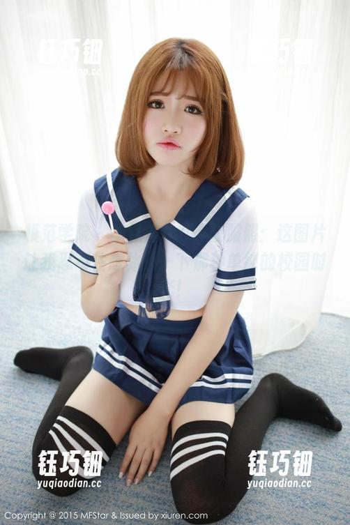 模范学院-李颖煊baby 模范学院 - 李颖煊baby校服照:这图片让我忍不住想体验一下那种单纯的校园时光!