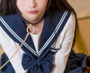樱井宁宁的圣诞写真—如果可以永久冻结这一瞬间就好了…
