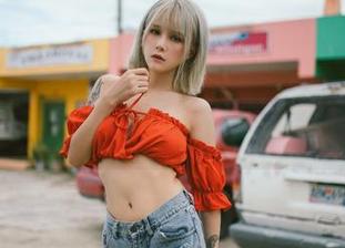 波萝社 – 高跟鞋？王语纯的写真集分享，让你重新审视每一寸土地！