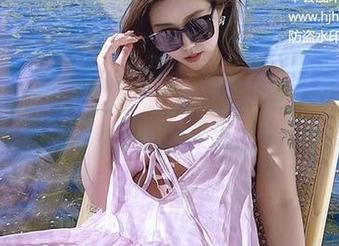 微密圈 – 洁己u的死库水套图:更新再美,但我咋觉得怪怪的?
