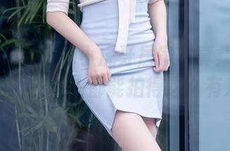 秀人网 – 会飞的小虎牙居家写真集:最新作品,连枕头都能拍得这么有戏!