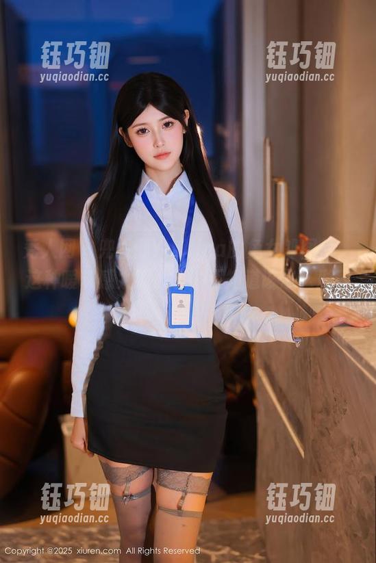 秀人网-兜豆靓Youlina 秀人网 - 兜豆靓Youlina的兔女郎图片,这种暧昧感太抓心了,不知道该怎么形容!