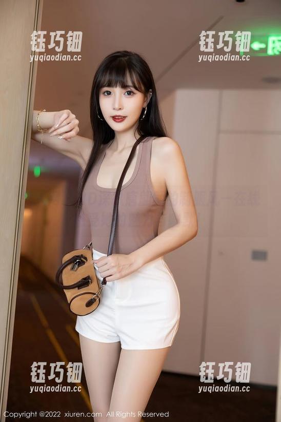 秀人网-唐翩翩 秀人网 - HD深扒唐翩翩的制服风—在线感受她的魅力与幽默!