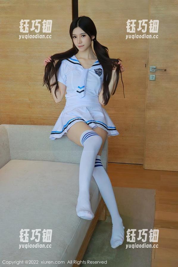秀人网 - 萌奈子全套写真：肉丝，让我想到了那个夏天的沙滩…