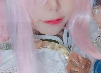 在蕾丝的轻盈中舞动——穆零Mu0的写真作品集中藏着怎样的故事?