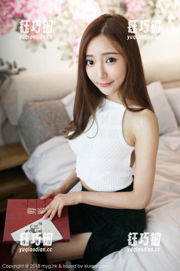 美媛馆-绮里嘉ula 美媛馆 - 图集大放送!绮里嘉ula用蕾丝睡衣和筒袜教你如何正面迎接诱惑,下载吧!