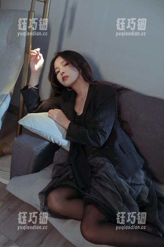苏嫣qvq 苏嫣qvq修女美图合集,轻轻一瞥,心懷窃喜的小暗示。