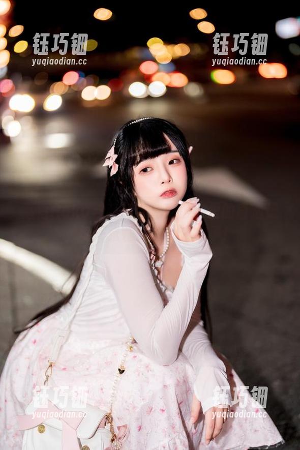 落落Raku与莉莉丝：精选集里的奇遇记，每一张都想给你讲故事！