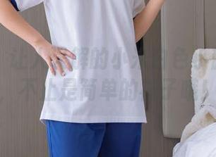 袜啵啵 – 让人误解的小米白色小腿袜作品,不止是简单的袜子哦!