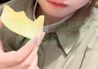 一场视觉狂欢!闪月半的最新加藤惠合集,舒服到窒息的感觉!