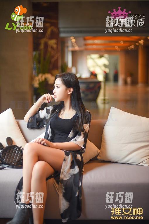 青豆客-莫雅淇 青豆客 - 女王就在眼前,免费套图来袭!莫雅淇教你如何优雅地迷人。