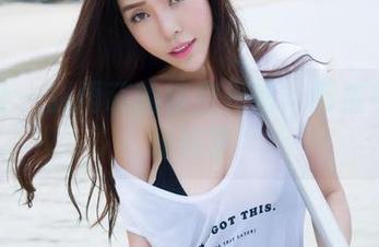 魅妍社 – 张雨萌的镂空探险:图库中的隐秘故事