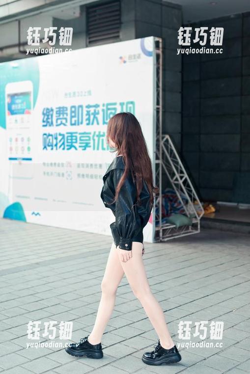 魔镜街拍-婷婷 魔镜街拍 - 婷婷私拍合集:寒风中圣诞肉丝美人,快来一睹为快!